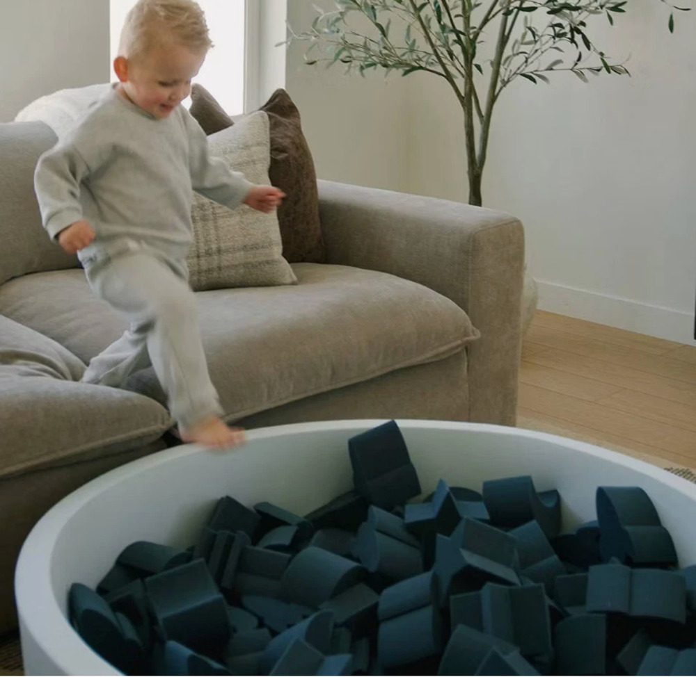 SMOL Foam Shapes Space   - 30pc Black/Grey  NWT